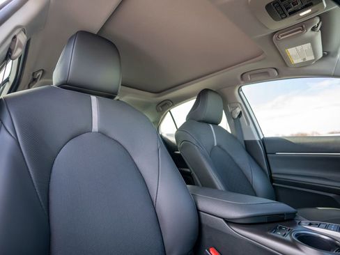 Used 2024 Toyota Camry XSE w/ Navigation Package FWD image 27