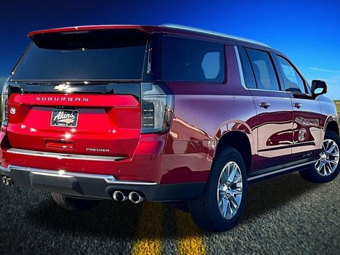 New 2026 Chevrolet Suburban Premier image 21