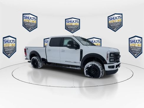 New 2026 Ford F250 Lariat w/ Black Appearance Package AWD/4WD image 2