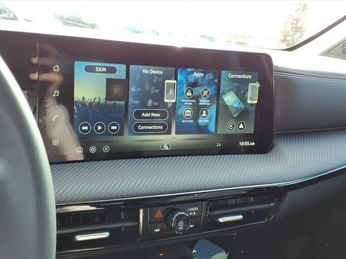 New 2026 Nissan Kicks SR image 8