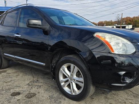 Used 2013 Nissan Rogue SV image 5