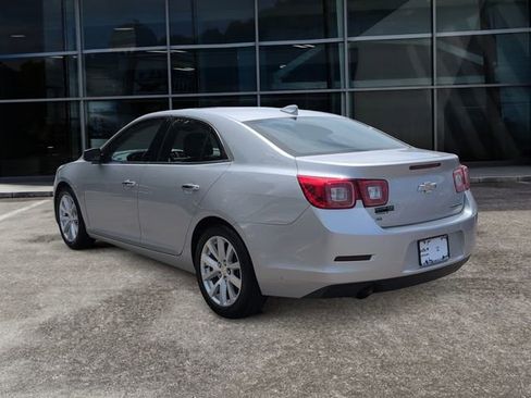 Used 2015 Chevrolet Malibu LTZ FWD image 3