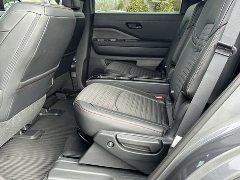 New 2026 Nissan Pathfinder Rock Creek w/ Rock Creek Premium Package AWD/4WD image 16