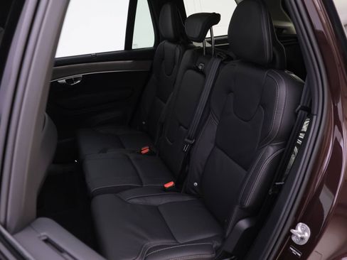 New 2026 Volvo XC90 B6 Ultra w/ Protection Package AWD/4WD image 11
