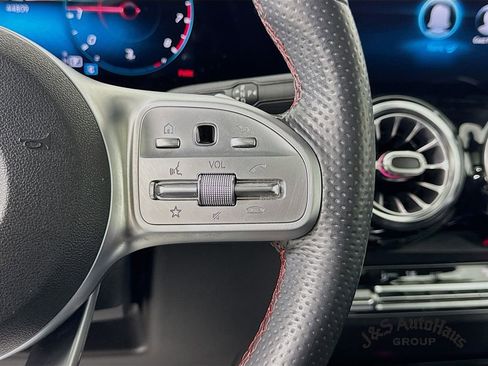 Used 2021 Mercedes-Benz GLB 35 AMG 4MATIC image 14