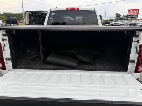 Used 2015 RAM 1500 Sport w/ Sport Premium Group image 21