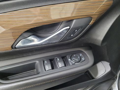 Used 2019 GMC Terrain SLE w/ LPO, Floor Liner Package image 27