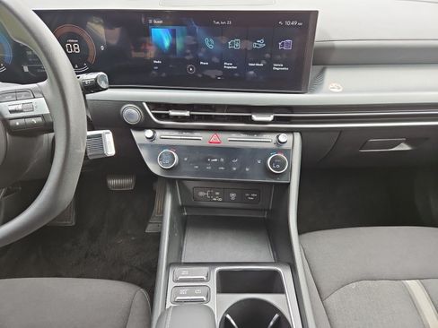 Used 2025 Hyundai Sonata SEL FWD image 11