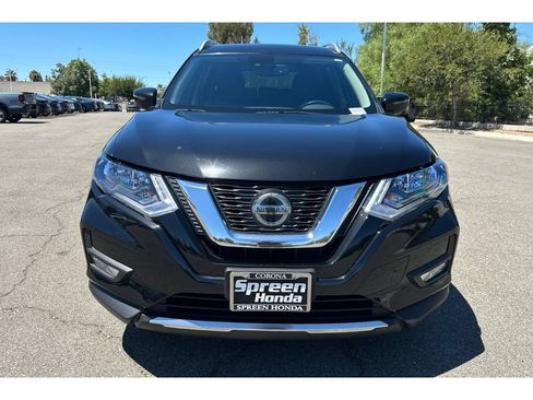 Used 2018 Nissan Rogue SL FWD image 9