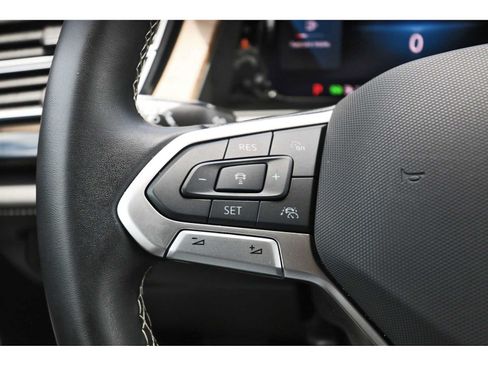 Used 2026 Volkswagen Atlas SE AWD/4WD image 16