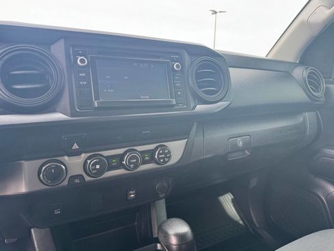 Used 2019 Toyota Tacoma SR image 20