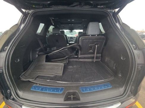 Used 2022 Buick Enclave Premium w/ Experience Buick Package image 19