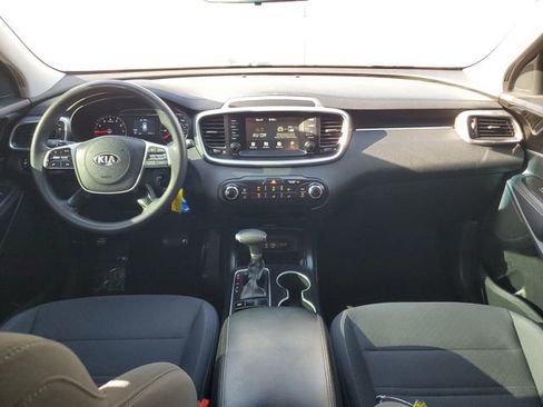 Used 2020 Kia Sorento L FWD image 11