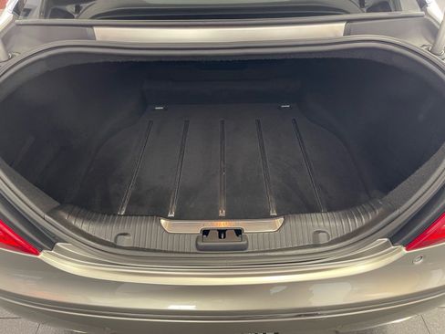 Used 2013 Jaguar XJ RWD image 34