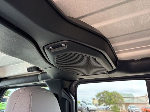 Used 2023 Jeep Gladiator Mojave w/ LED Lighting Group image 45