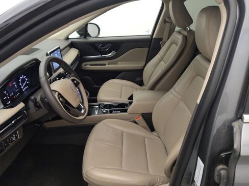 Used 2022 Lincoln Corsair AWD w/ Equipment Group 101A image 17