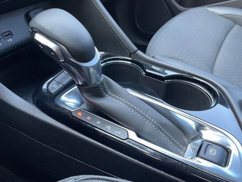 Used 2025 Buick Encore GX Preferred image 41