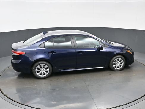Used 2026 Toyota Corolla LE FWD image 39