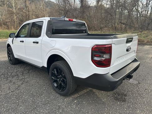 New 2025 Ford Maverick XLT w/ Black Appearance Package image 5