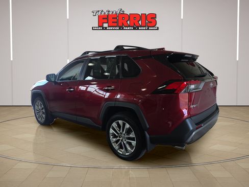 Used 2021 Toyota RAV4 Limited AWD/4WD image 3