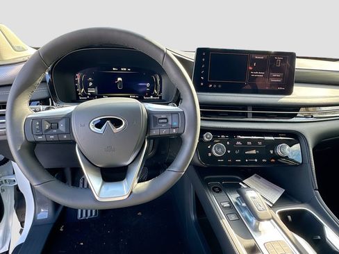 Certified 2026 INFINITI QX60 Luxe w/ Cargo Package FWD image 12