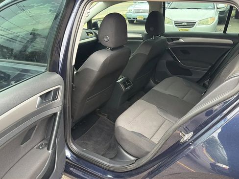 Used 2017 Volkswagen Golf S AWD/4WD image 27