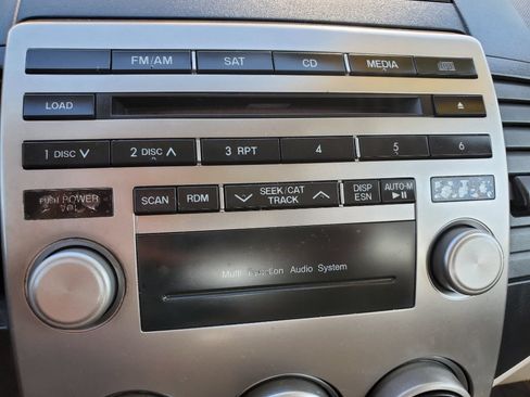 Used 2010 MAZDA MAZDA5 Sport FWD image 20