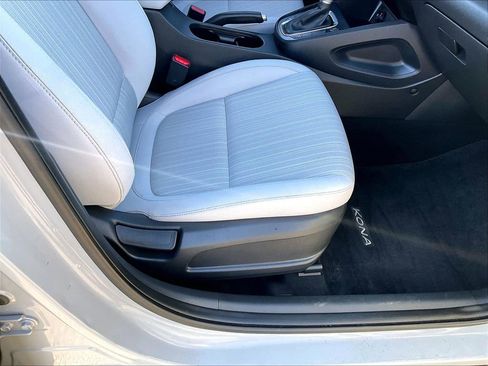 Used 2023 Hyundai Kona SEL image 34
