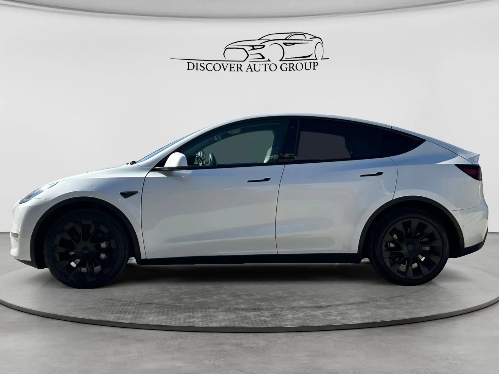 Used 2021 Tesla Model Y Long Range AWD/4WD image 8