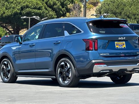 Certified 2025 Kia Sorento SX Prestige AWD/4WD image 9