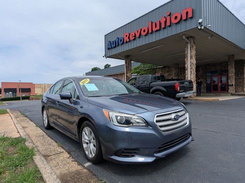 Used 2017 Subaru Legacy 2.5i Premium AWD/4WD image 1