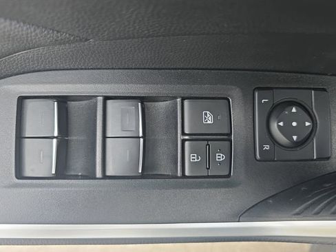 Certified 2025 Toyota RAV4 XLE Premium image 28