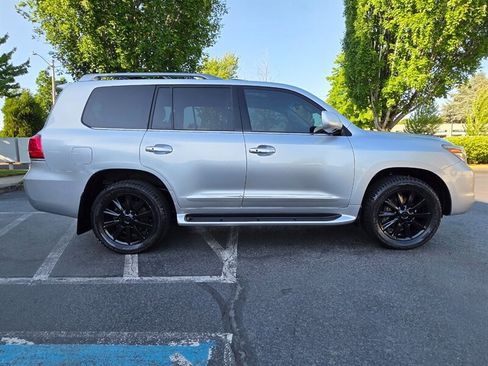 Used 2009 Lexus LX 570 4WD image 4