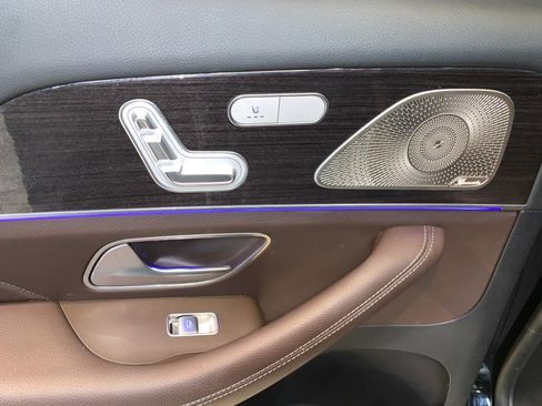 Used 2022 Mercedes-Benz GLS 450 4MATIC image 55