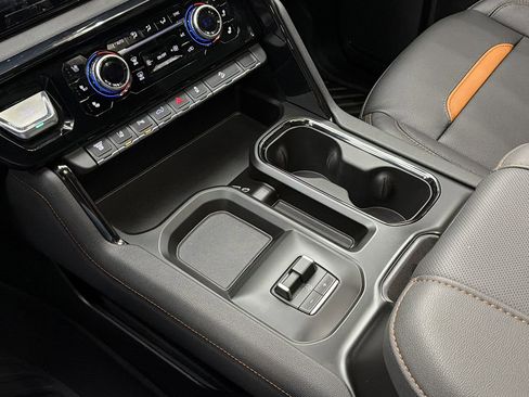 Used 2026 GMC Sierra 2500 AT4 w/ AT4 Premium Plus Package image 27