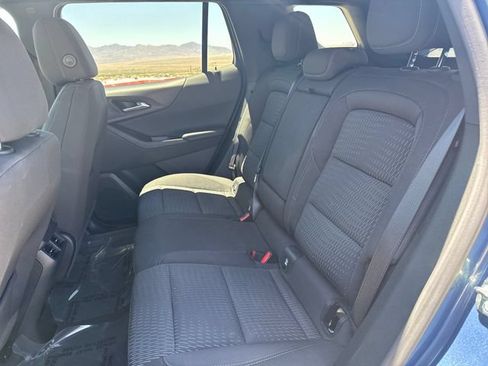 Used 2025 Chevrolet Equinox LT AWD/4WD image 22
