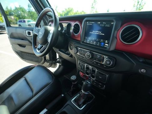 Used 2021 Jeep Wrangler Unlimited Rubicon AWD/4WD image 33