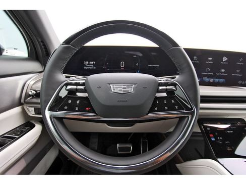 New 2027 Cadillac Vistiq Sport AWD/4WD image 14