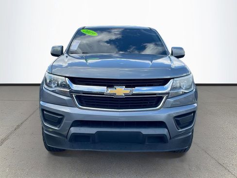 Used 2019 Chevrolet Colorado LT RWD image 2