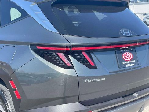 Used 2022 Hyundai Tucson Limited image 11