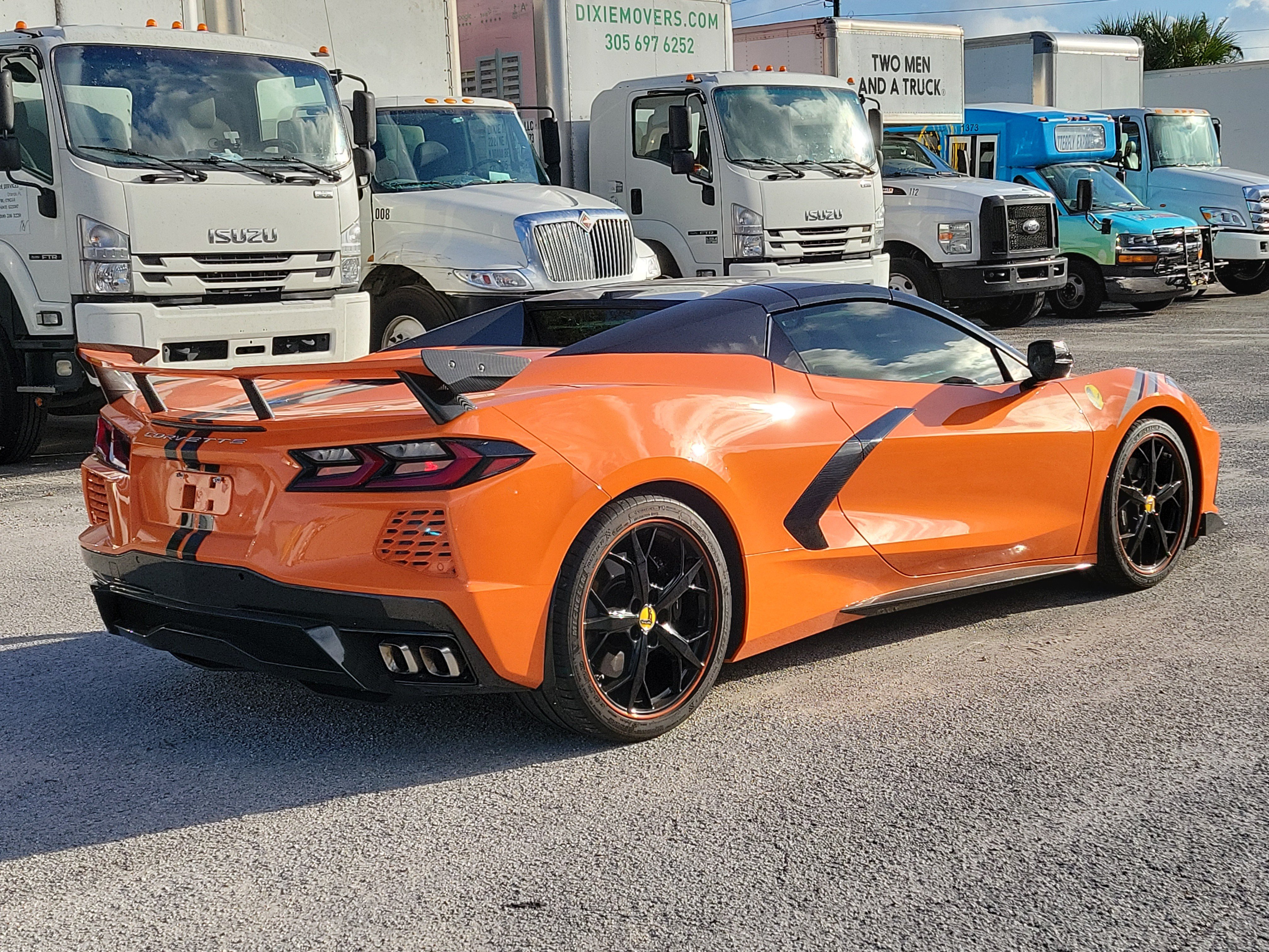 Used 2022 Chevrolet Corvette Stingray Premium Conv w/ Z51 Performance Package RWD image 5