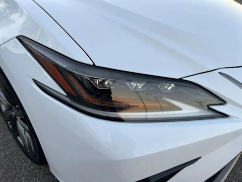 Used 2019 Lexus ES 350 F Sport w/ Accessory Package 2 FWD image 33