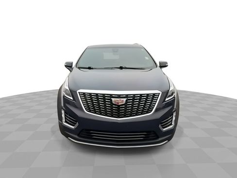 Used 2025 Cadillac XT5 Premium Luxury image 3