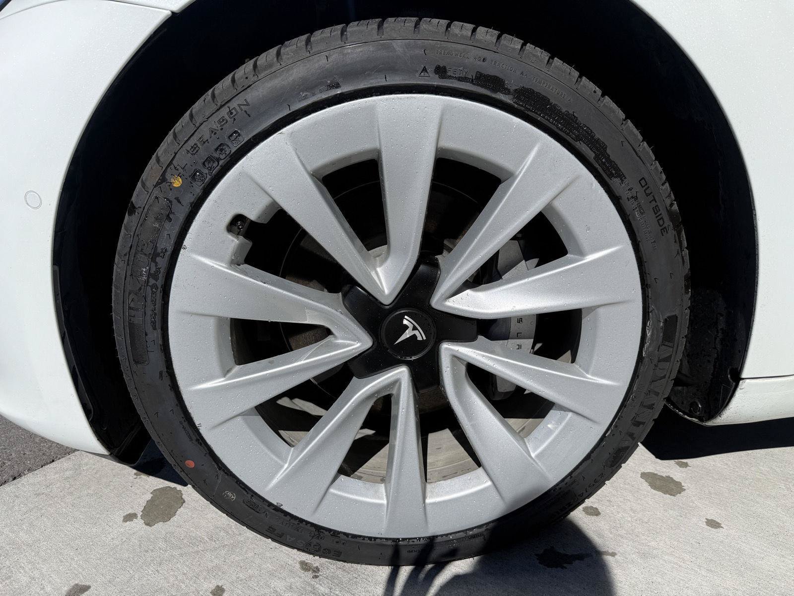 Used 2022 Tesla Model 3 Long Range AWD/4WD image 10
