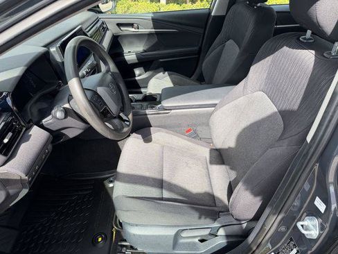 Certified 2025 Toyota Camry LE FWD image 19