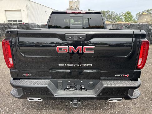 New 2026 GMC Sierra 1500 AT4 w/ Technology Package AWD/4WD image 4