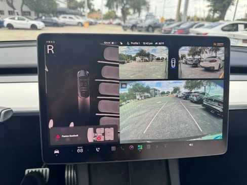 Used 2024 Tesla Model Y Performance AWD/4WD image 19