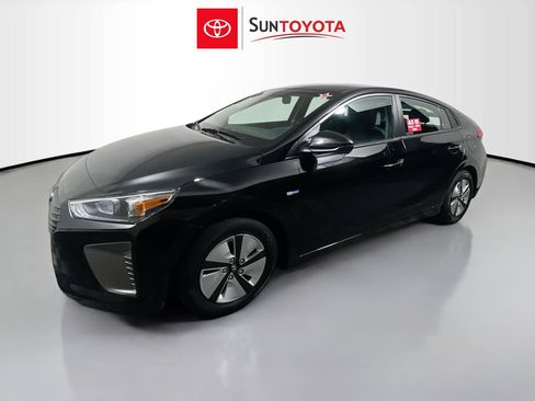 Used 2017 Hyundai Ioniq Blue image 9
