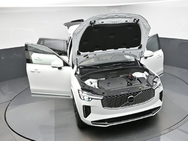New 2027 Volvo XC90 B5 Plus AWD/4WD image 50