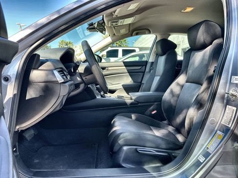 Used 2020 Honda Accord LX image 11